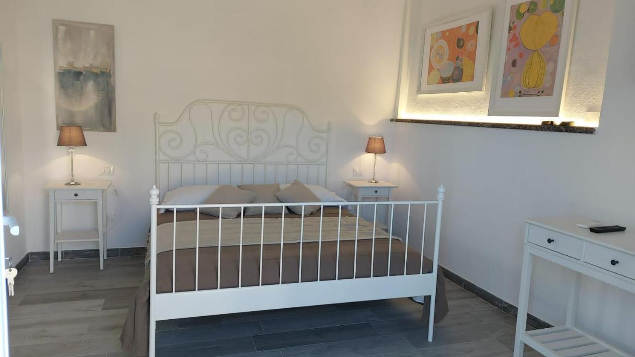 Affittacamere Ca Der Culunellu Soviore Exterior foto